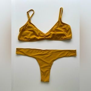Rip Curl Set - Ruched Front Bikini Top and Cheeky/Tanga Bottom